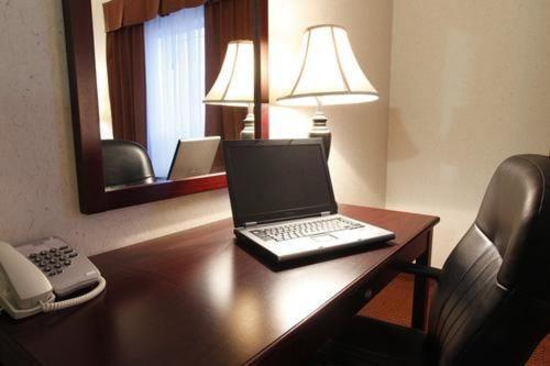 Holiday Inn Express Grande Prairie By Ihg Luaran gambar